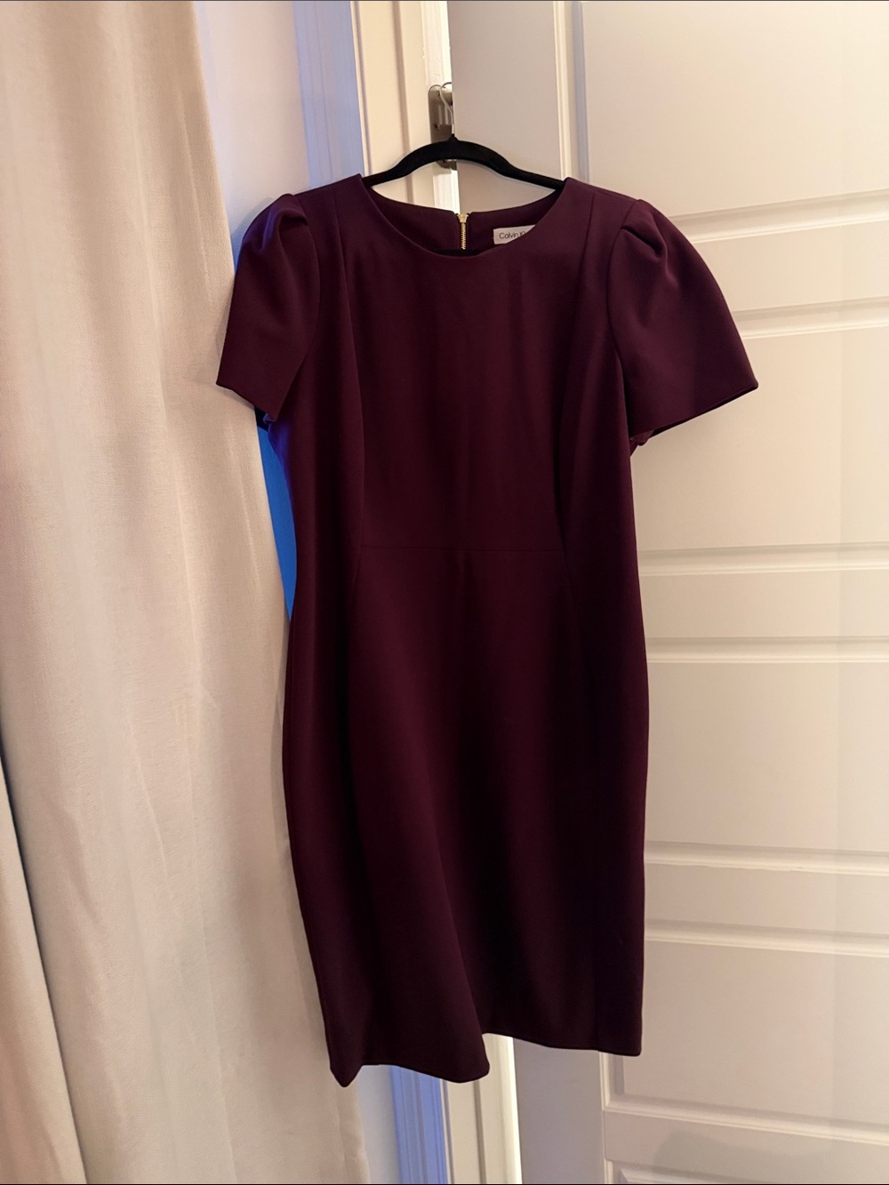 Classic Women’s Short-Sleeve Sheath Dress in Plum
